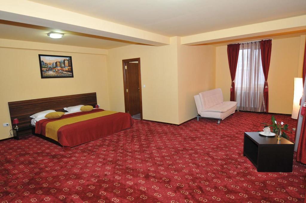 Hotel Gclub Breaza  Bilik gambar
