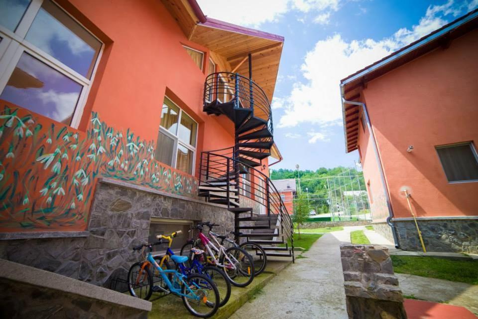 Hotel Gclub Breaza  Luaran gambar